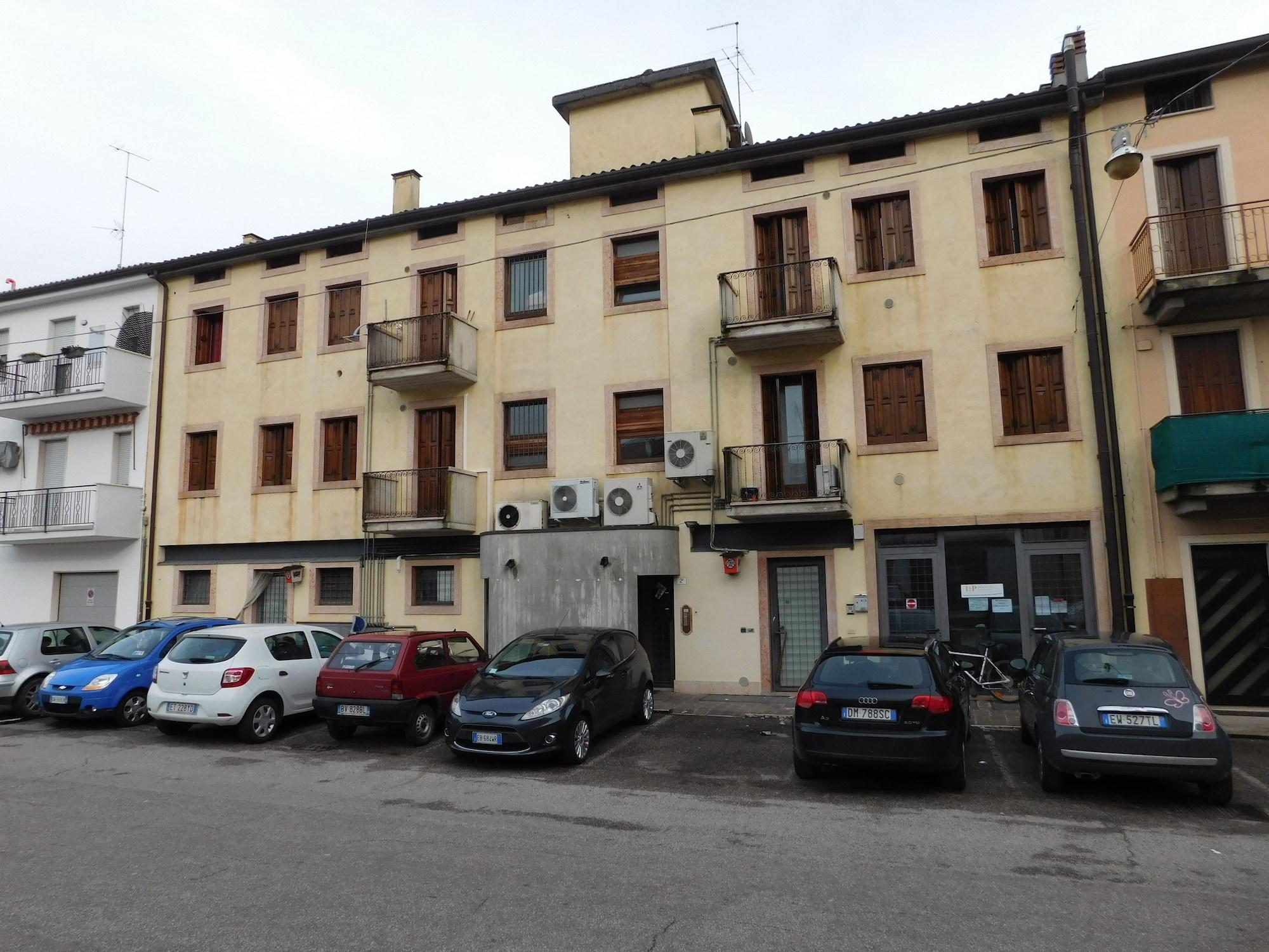 Residenza Meeting Aparthotel Verona Exterior photo